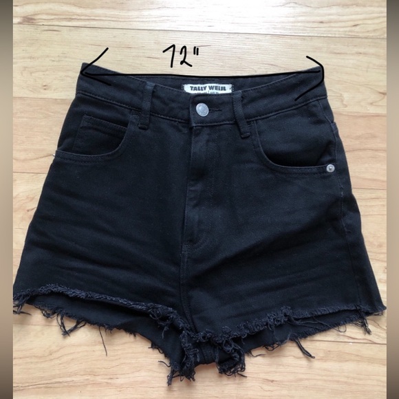Black High-Rise Distressed Denim Shorts XS - Picture 3 of 7